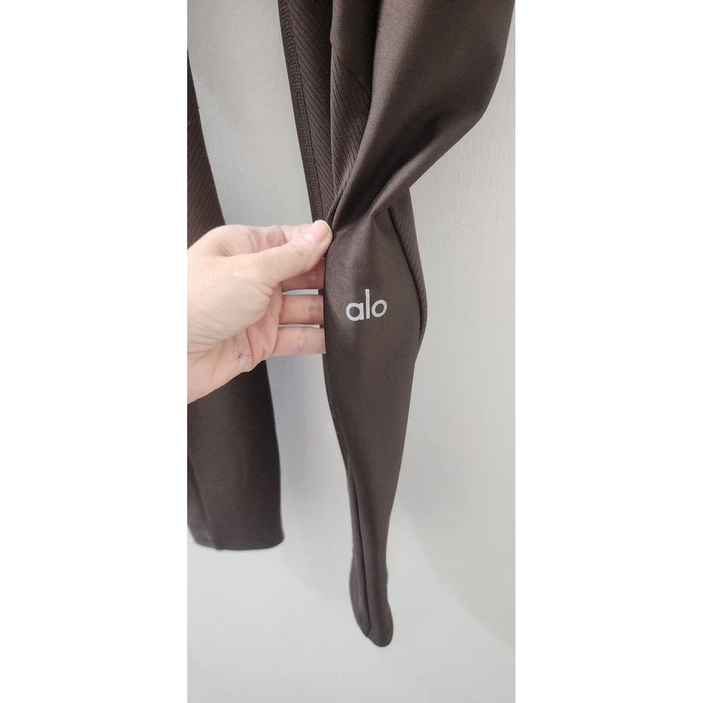 Alo Yoga High-Waist Cargo Leggings Espresso Brown Ribbed Pockets XS